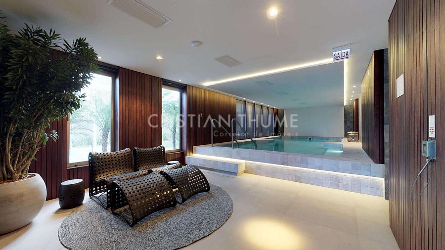 Apartamento na Beira-Mar Norte com 248 m�, 3 su�tes e 3 vagas 52