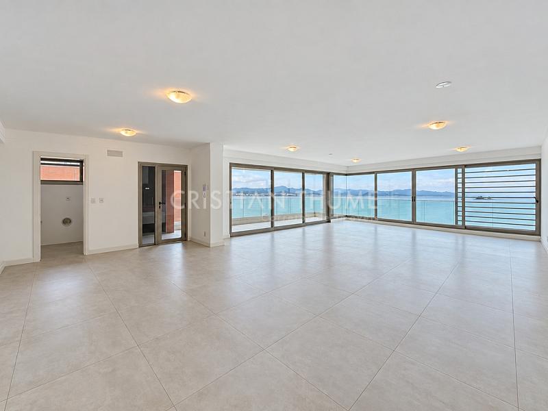 Apartamento na Beira-Mar Norte de Florian�polis com 4 Su�tes, 308 m� e 3 Vagas 4