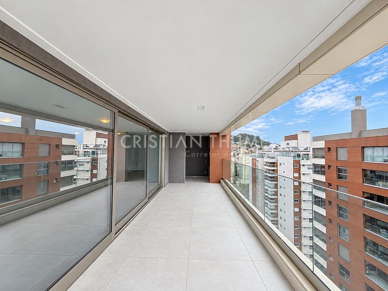 Apartamento na Beira-Mar Norte de Florian�polis com 4 Su�tes, 308 m� e 3 Vagas 5