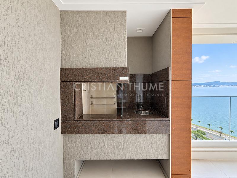 Apartamento na Beira-Mar Norte de Florian�polis com 4 Su�tes, 308 m� e 3 Vagas 6