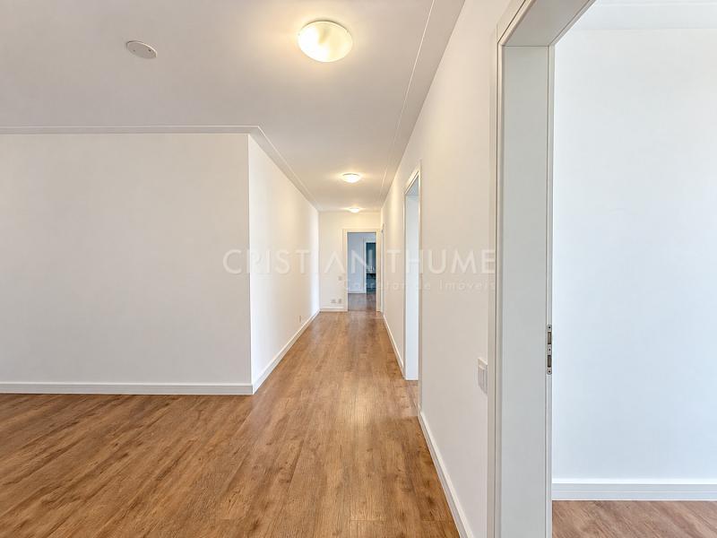Apartamento na Beira-Mar Norte de Florian�polis com 4 Su�tes, 308 m� e 3 Vagas 16