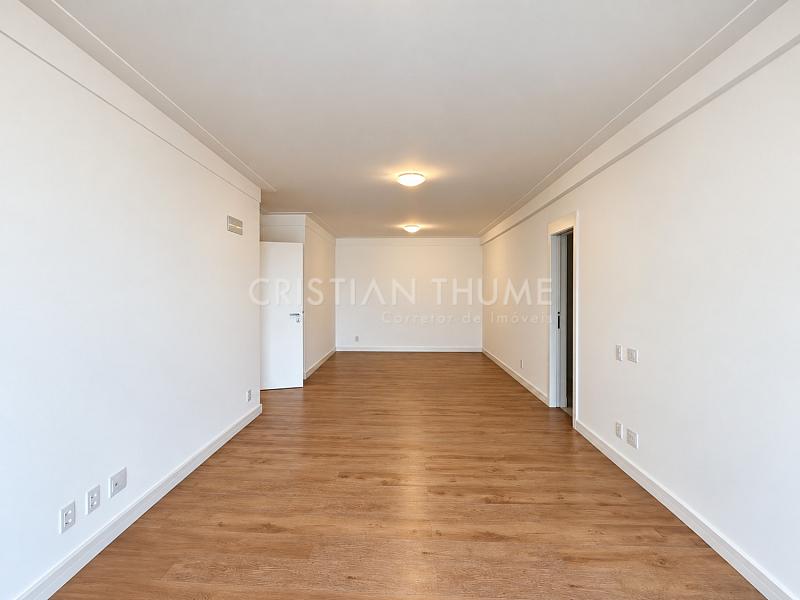 Apartamento na Beira-Mar Norte de Florian�polis com 4 Su�tes, 308 m� e 3 Vagas 23
