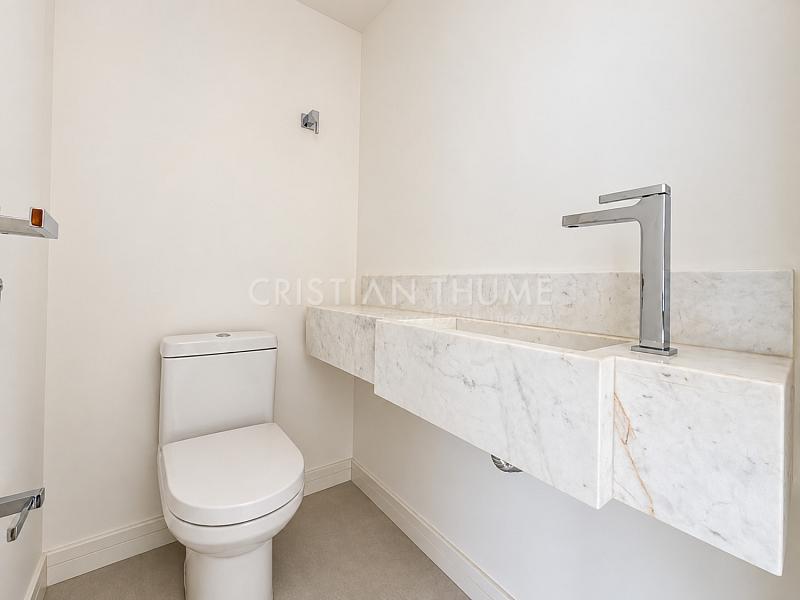 Apartamento na Beira-Mar Norte de Florian�polis com 4 Su�tes, 308 m� e 3 Vagas 28