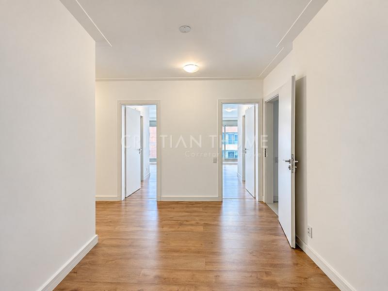 Apartamento na Beira-Mar Norte de Florian�polis com 4 Su�tes, 308 m� e 3 Vagas 14