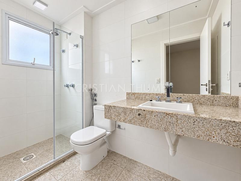 Apartamento na Agron�mica com 3 dormit�rios e lazer completo 16
