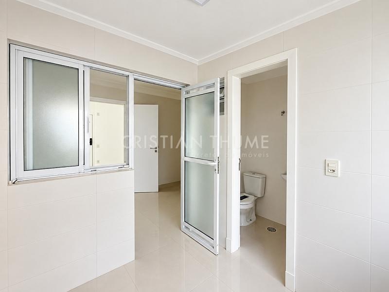 Apartamento na Agron�mica com 3 dormit�rios e lazer completo 20