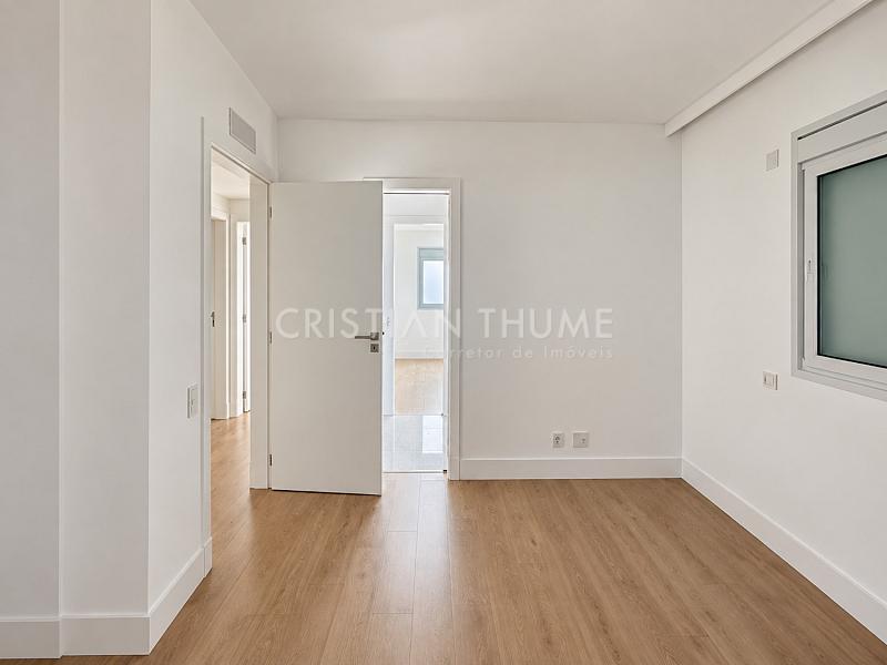 Apartamento na Agron�mica com 3 dormit�rios e lazer completo 13
