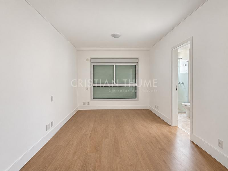 Apartamento na Agron�mica com 3 dormit�rios e lazer completo 15