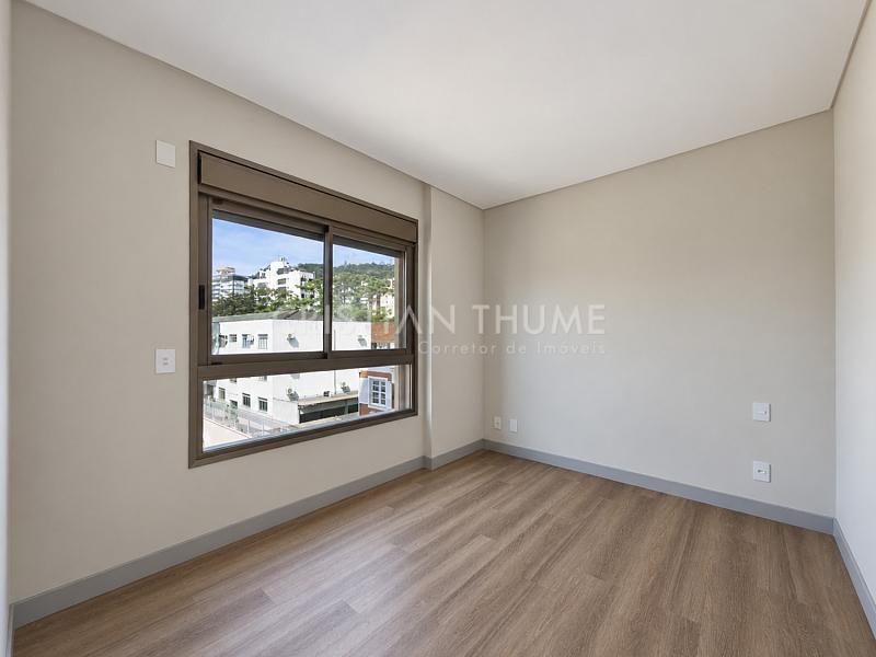 Apartamento novo com 3 su�tes na Avenida Trompowsky, Centro de Florian�polis 16