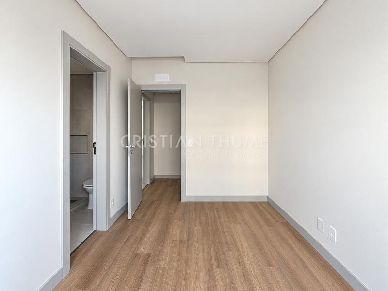 Apartamento novo com 3 su�tes na Avenida Trompowsky, Centro de Florian�polis 18