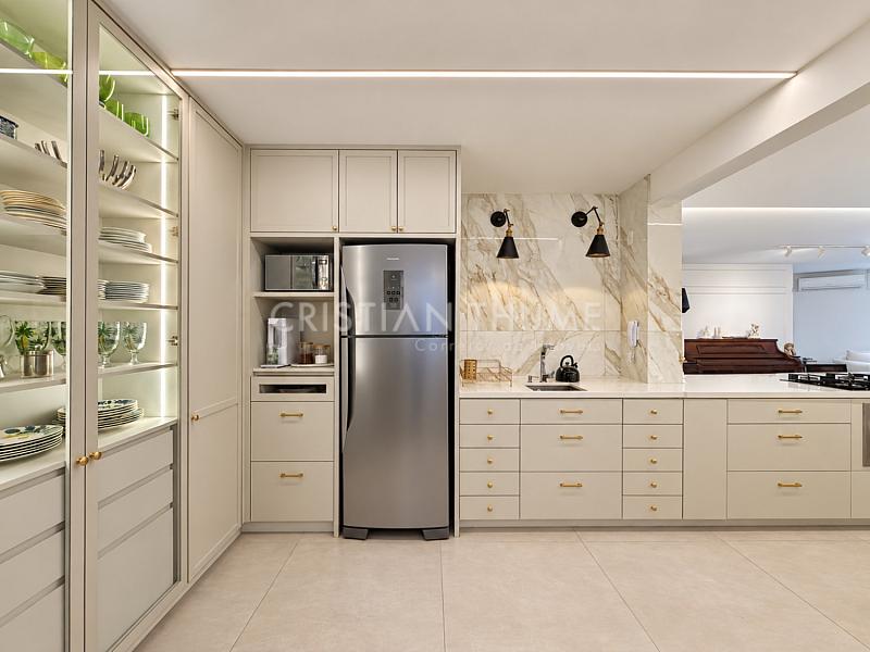 Apartamento 130m�, 3 su�tes, 2 vagas no Condom�nio Saint Laurent - Florian�polis 26