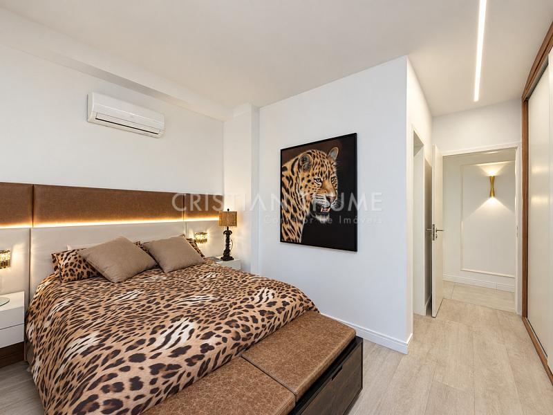 Apartamento 130m�, 3 su�tes, 2 vagas no Condom�nio Saint Laurent - Florian�polis 31