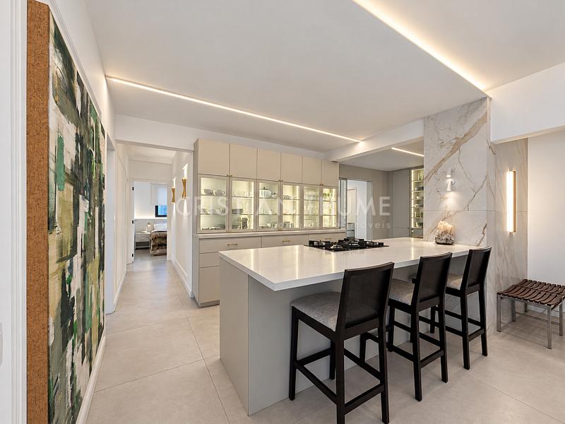 Apartamento 130m�, 3 su�tes, 2 vagas no Condom�nio Saint Laurent - Florian�polis 5