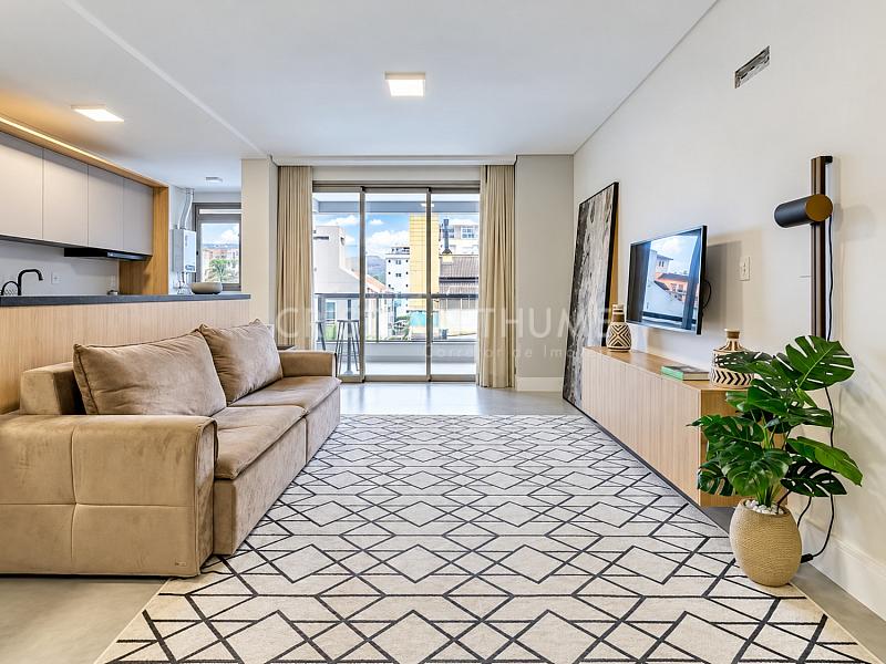 Apartamento com 3 su�tes e 2 vagas a 150 m do mar em Jurer� Internacional 2