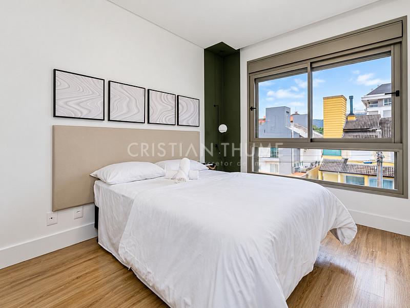 Apartamento com 3 su�tes e 2 vagas a 150 m do mar em Jurer� Internacional 19