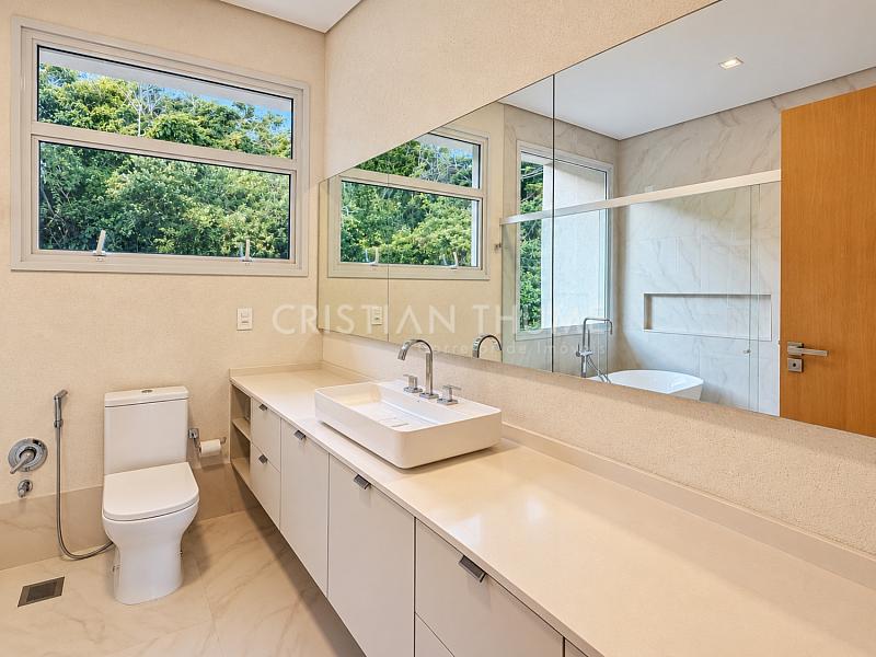 Casa � venda com Vista para o mar na Praia Brava, Florian�polis/SC. 22
