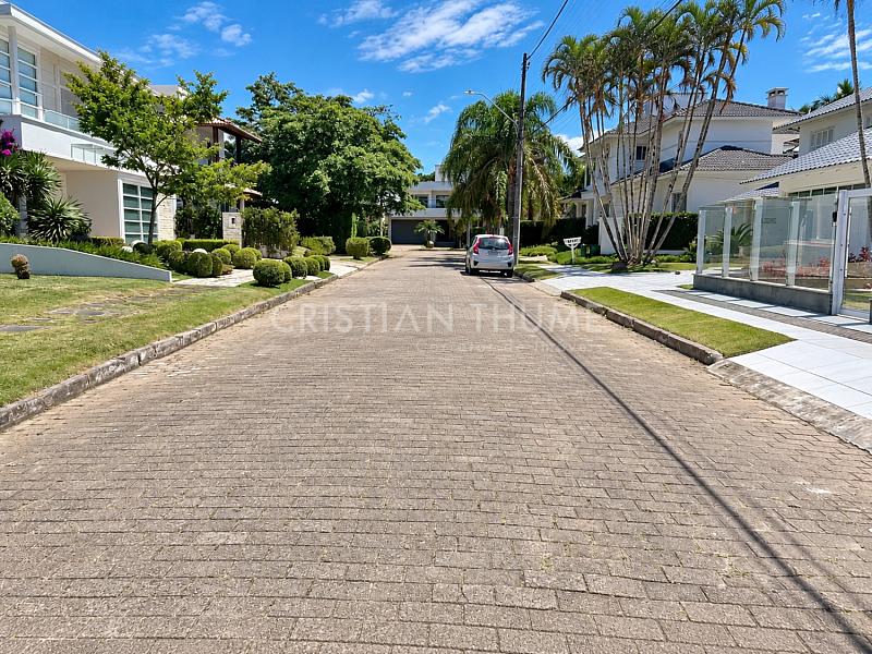 Terreno de 450 m� em Jurer� Internacional | Florian�polis 7