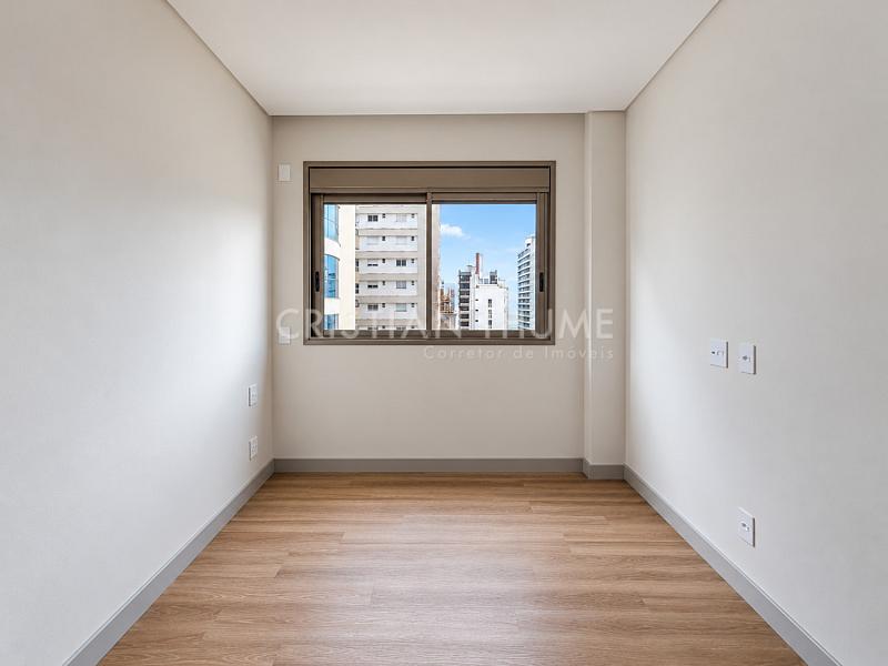 Apartamento novo com 3 su�tes na Avenida Trompowsky, Centro de Florian�polis 32