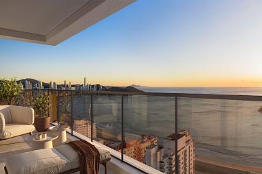 Apartamento com 4 quartos à venda, 225m², 6 banheiros, 2 garagens - Centro - Balneário Camboriú