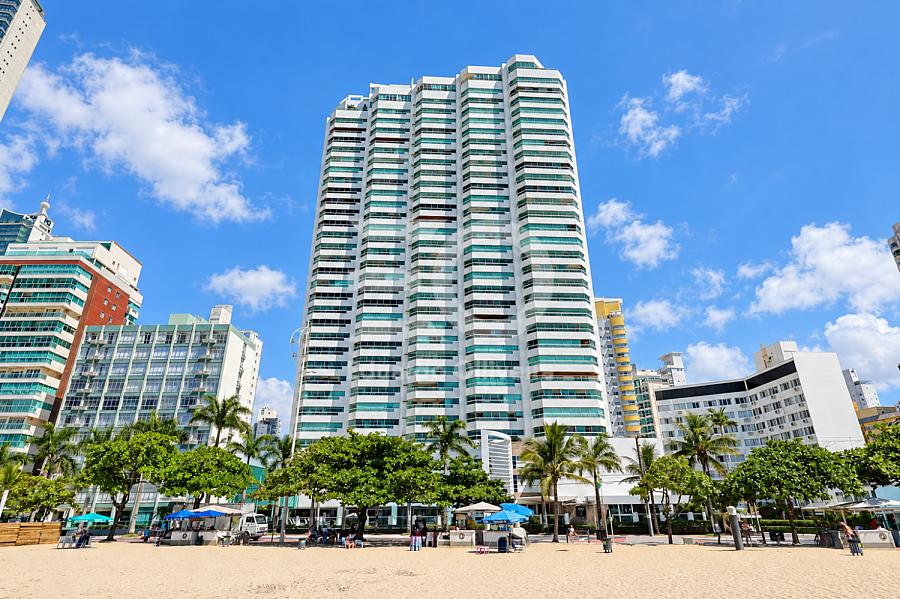 Apartamento mobiliado frente mar para loca��o anual no Torre Atl�ntica | 1 su�te + 2 dormit�rios 31