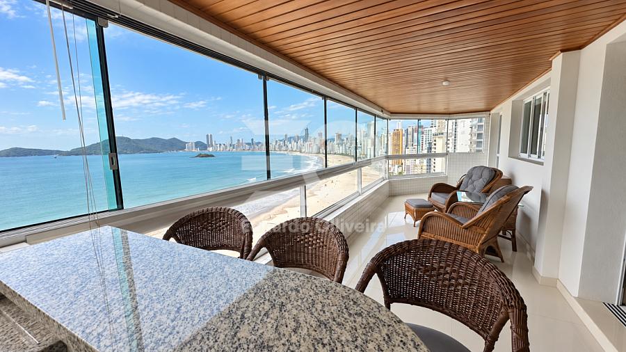 Apartamento mobiliado frente mar para loca��o anual no Torre Atl�ntica | 1 su�te + 2 dormit�rios 6