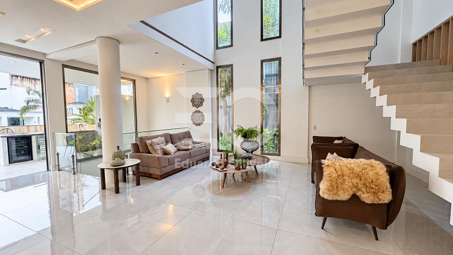 Casa mobiliada � venda no Porto Riviera, Praia Brava | 3 su�tes e 4 vagas 37