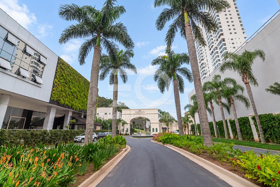 Casa mobiliada � venda no Porto Riviera, Praia Brava | 3 su�tes e 4 vagas 28