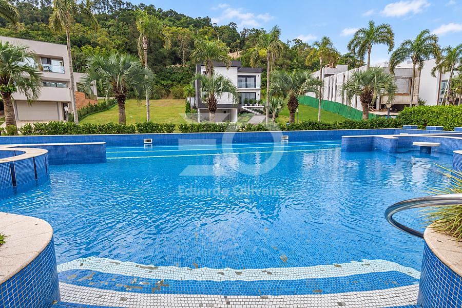 Casa mobiliada � venda no Porto Riviera, Praia Brava | 3 su�tes e 4 vagas 33