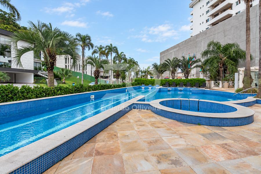 Casa mobiliada � venda no Porto Riviera, Praia Brava | 3 su�tes e 4 vagas 35
