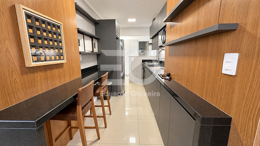 Apartamento com 2 su�tes e 2 vagas no Edif�cio Internacional | Avenida Atl�ntica 7