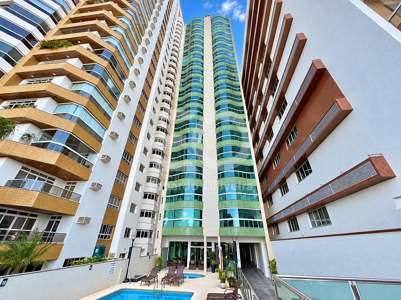 Apartamento com 2 su�tes e 2 vagas no Edif�cio Internacional | Avenida Atl�ntica 27