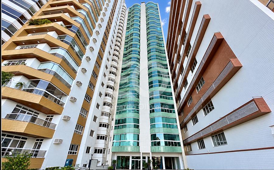 Apartamento com 2 su�tes e 2 vagas no Edif�cio Internacional | Avenida Atl�ntica 28