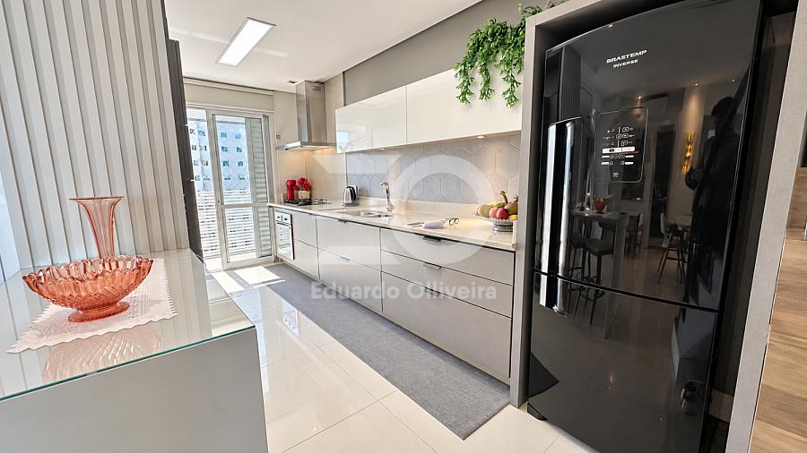 Cobertura duplex com vista para o mar e piscina privativa no Costa Allegra � Balne�rio Cambori� 10
