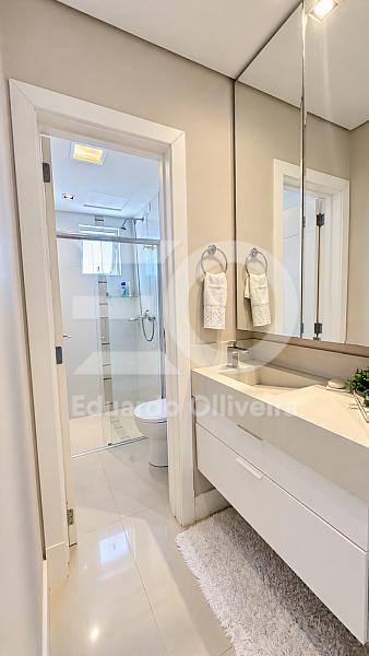 Cobertura duplex com vista para o mar e piscina privativa no Costa Allegra � Balne�rio Cambori� 21