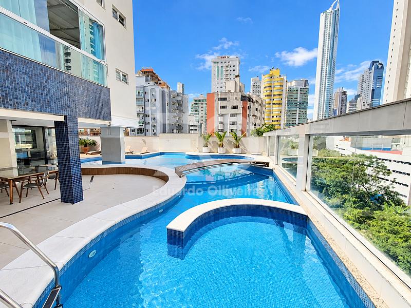 Cobertura duplex com vista para o mar e piscina privativa no Costa Allegra � Balne�rio Cambori� 51