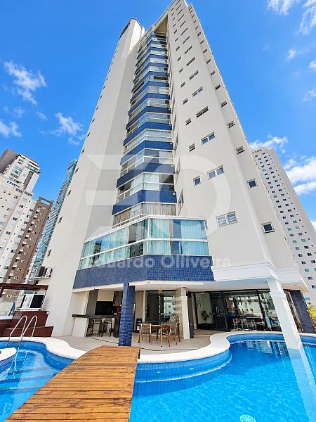 Cobertura duplex com vista para o mar e piscina privativa no Costa Allegra � Balne�rio Cambori� 61