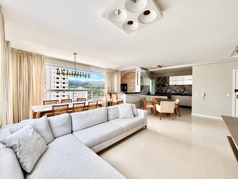 Apartamento mobiliado com 3 quartos e 2 vagas no Farol Ponta do Mel em Balne�rio Cambori� 1