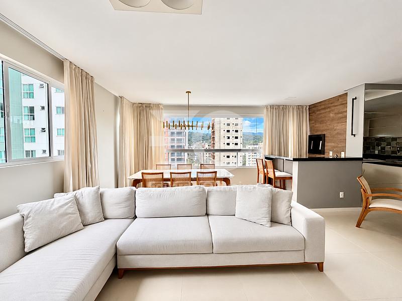 Apartamento mobiliado com 3 quartos e 2 vagas no Farol Ponta do Mel em Balne�rio Cambori� 3