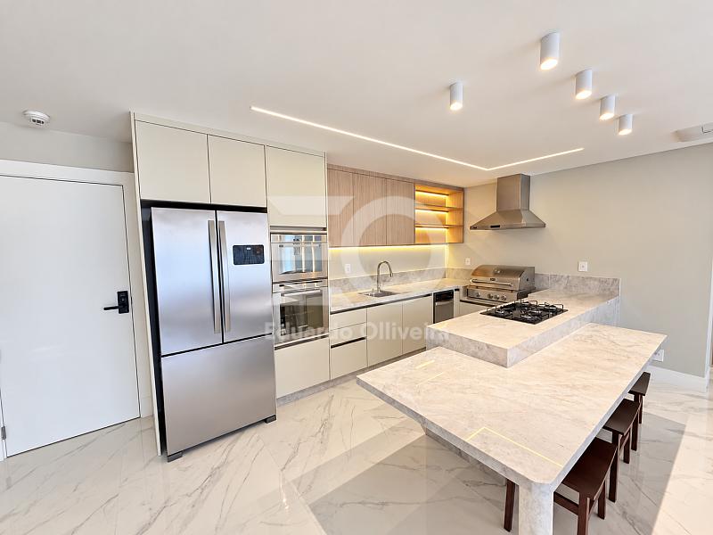 Apartamento para aluguel anual no Horizon Residence, Centro de Balne�rio Cambori�, com 3 su�tes e 3 vagas 10