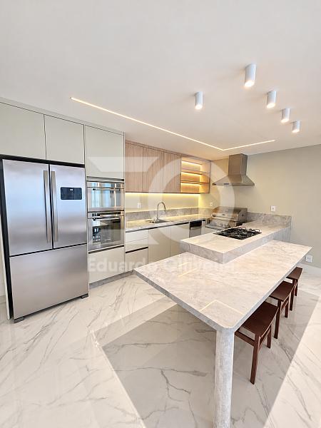 Apartamento para aluguel anual no Horizon Residence, Centro de Balne�rio Cambori�, com 3 su�tes e 3 vagas 11