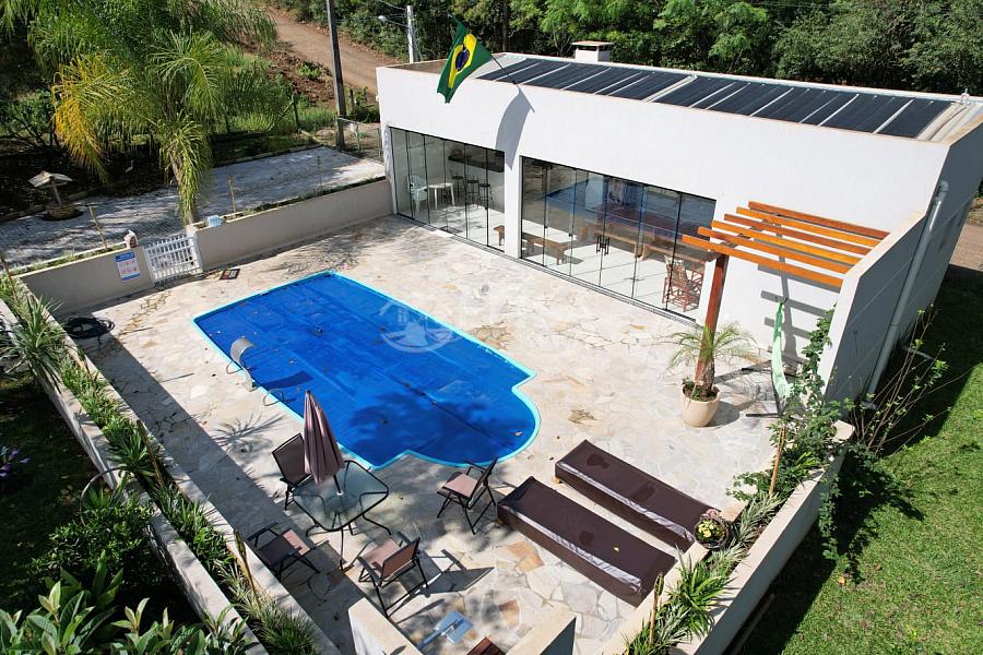 Chácara Luxuosa na Linha XV de Novembro! — foto 4