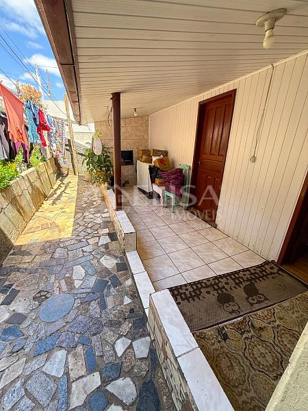 Casa com 2 pavimentos no Santos Dumont! — foto 5