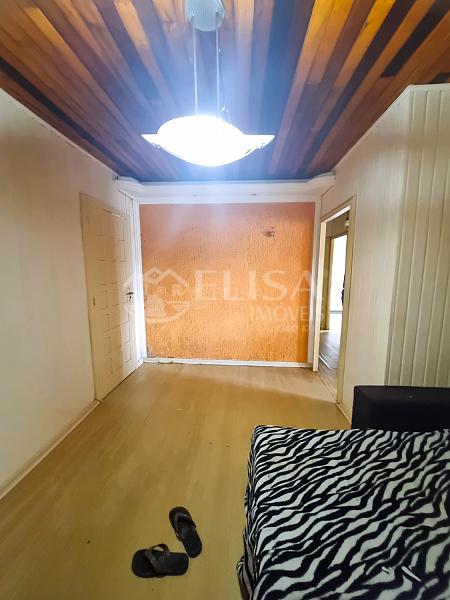 Casa com 2 Pavimentos no Bairro Floresta! — foto 5