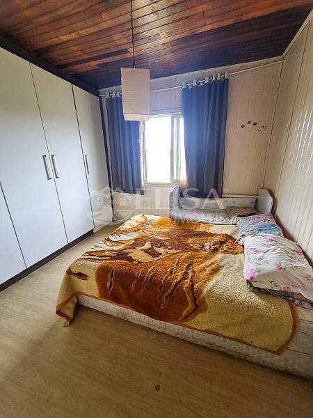 Casa com 2 Pavimentos no Bairro Floresta! — foto 7