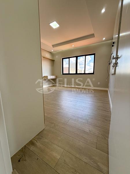 Casa de Alto Padrão Semimobiliada no Quartel! — foto 35