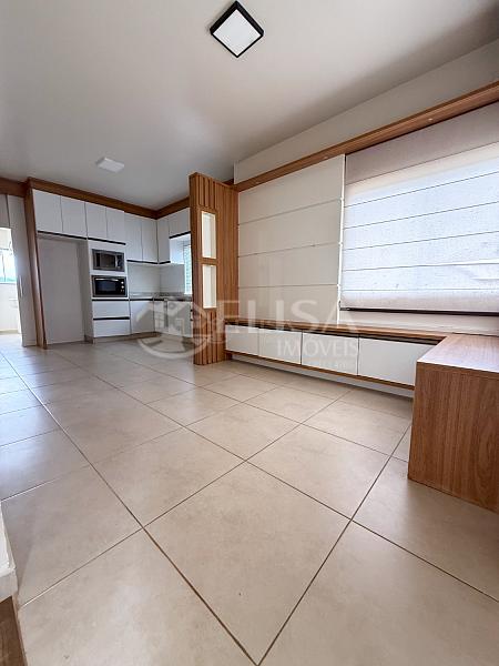 Casa de Esquina em Pilotis no Cetrevi! — foto 5