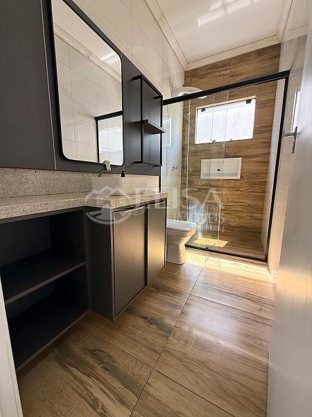 Casa em Pilotis no Bairro Sesi! — foto 9