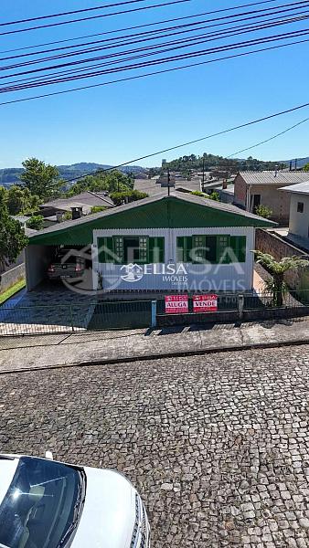 Casa mista no Loteamento Sesi, bairro Quartel! 1