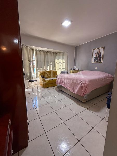 Casa com 2 pavimentos no Universitário! — foto 14