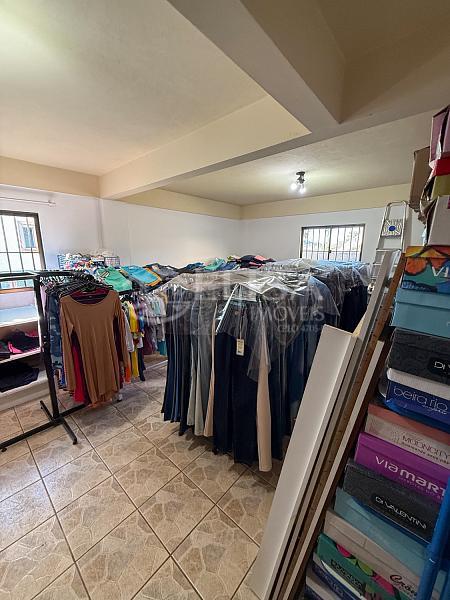 Casa com 2 pavimentos no Universitário! — foto 25